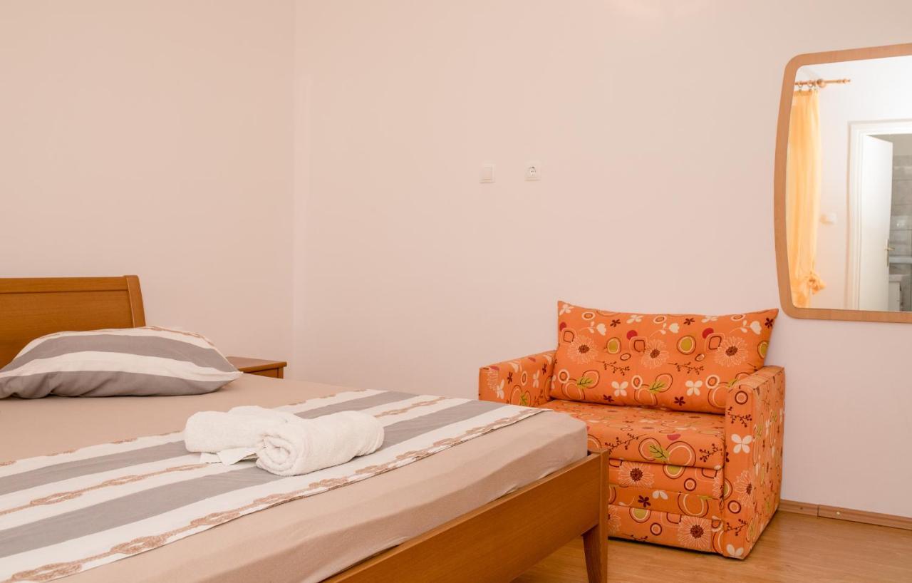 Apartments Silvana In Kampor المظهر الخارجي الصورة